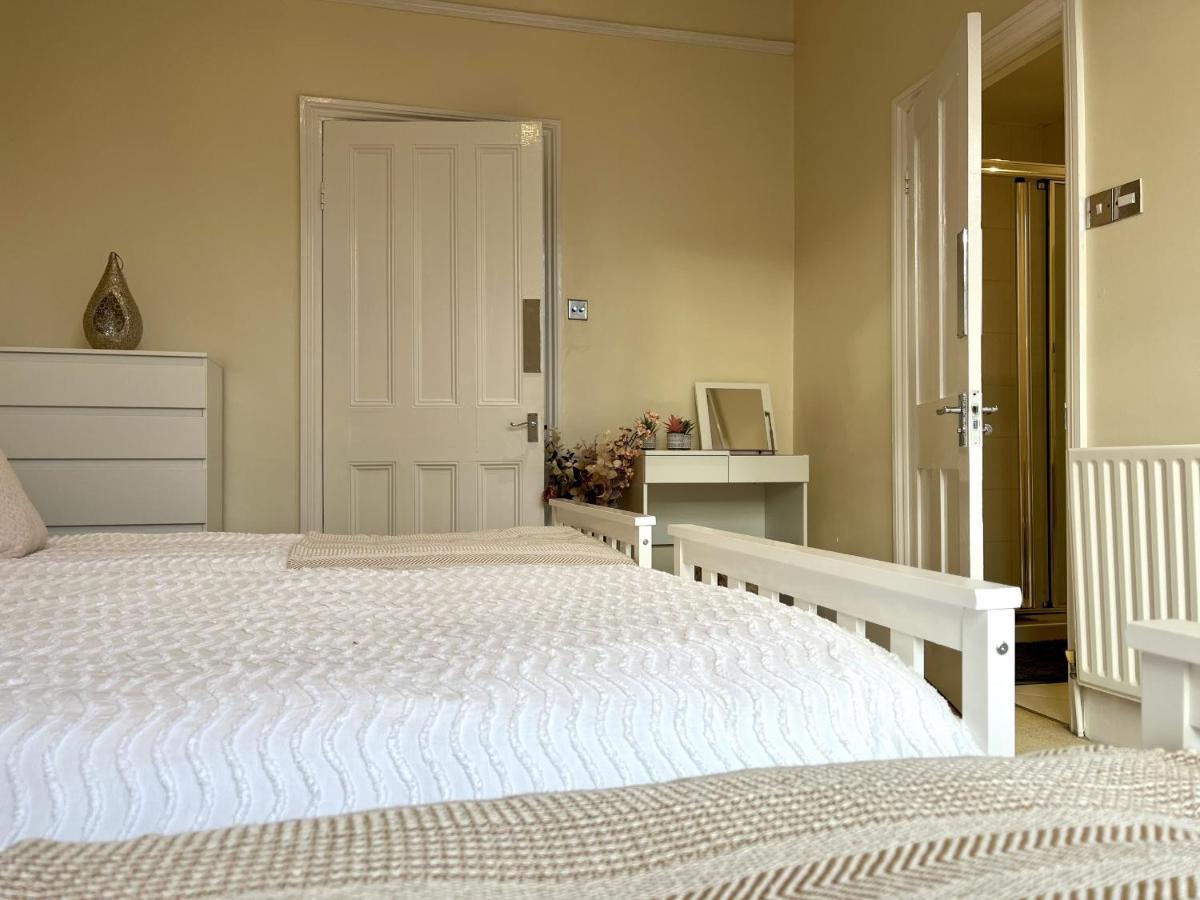 City Link - Mapperley Park Suite - Free Parking,Tram&Busroutes,Hswifi,Upto9 By Kp นอตติงแฮม ภายนอก รูปภาพ